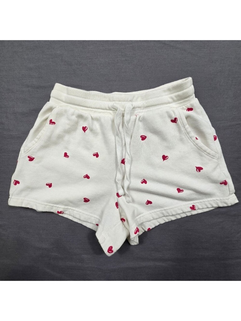 Colsie S Womens Lounge Shorts White With Red Heart Pattern Drawstring Waist